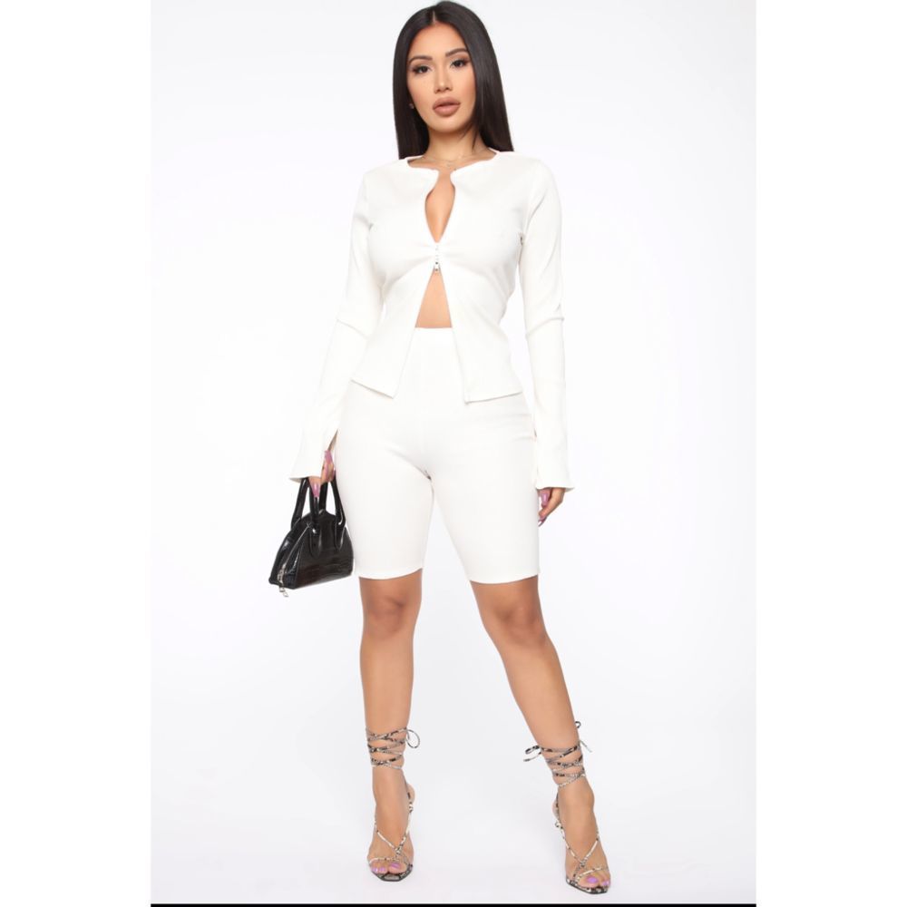 Fashion Nova My Way Biker Shorts & Zip Up Set in White Size Medium